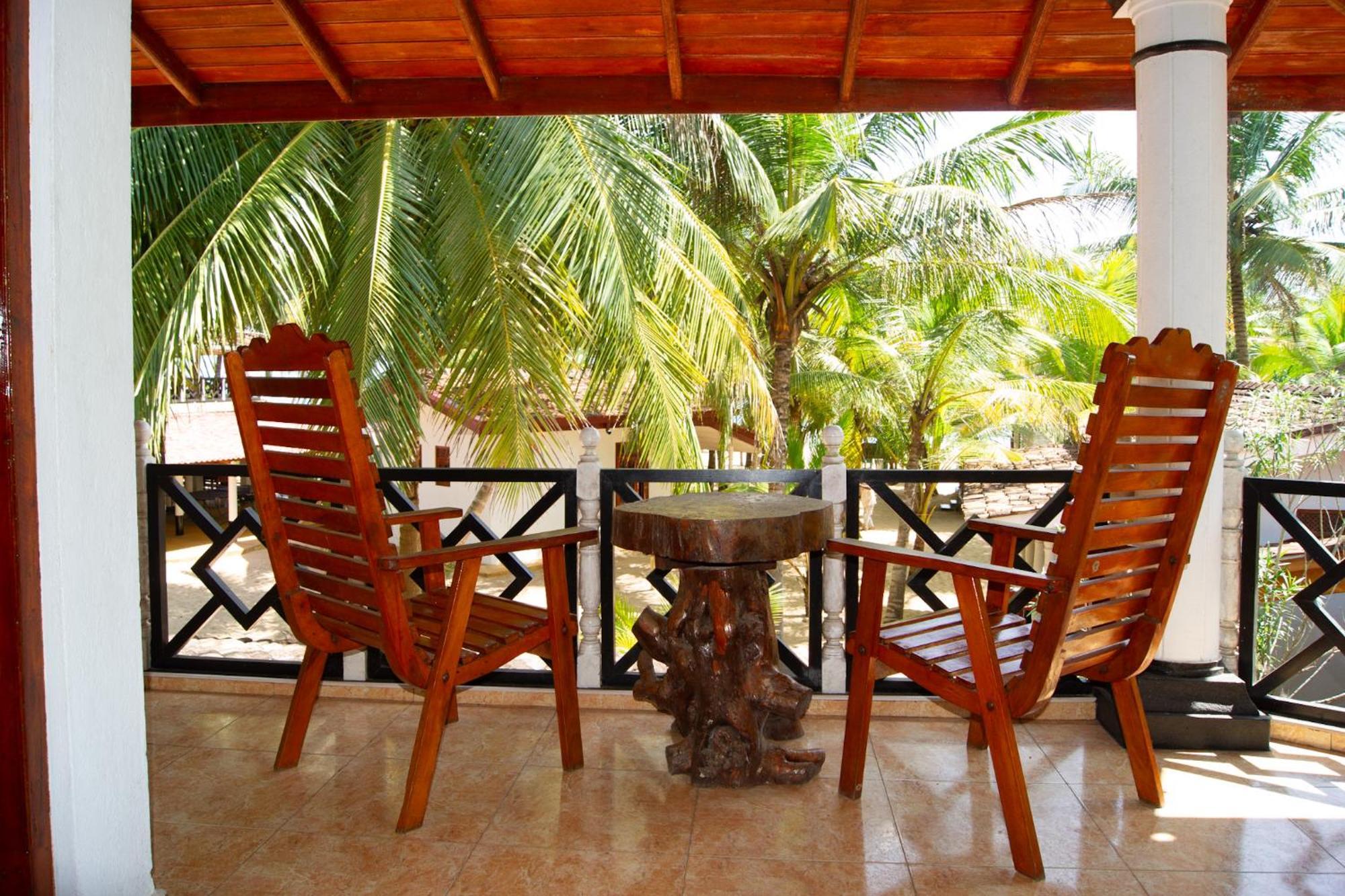 Ibisbird Beach Bungalows, Sport, Spa And Restaurant Тангалла Экстерьер фото