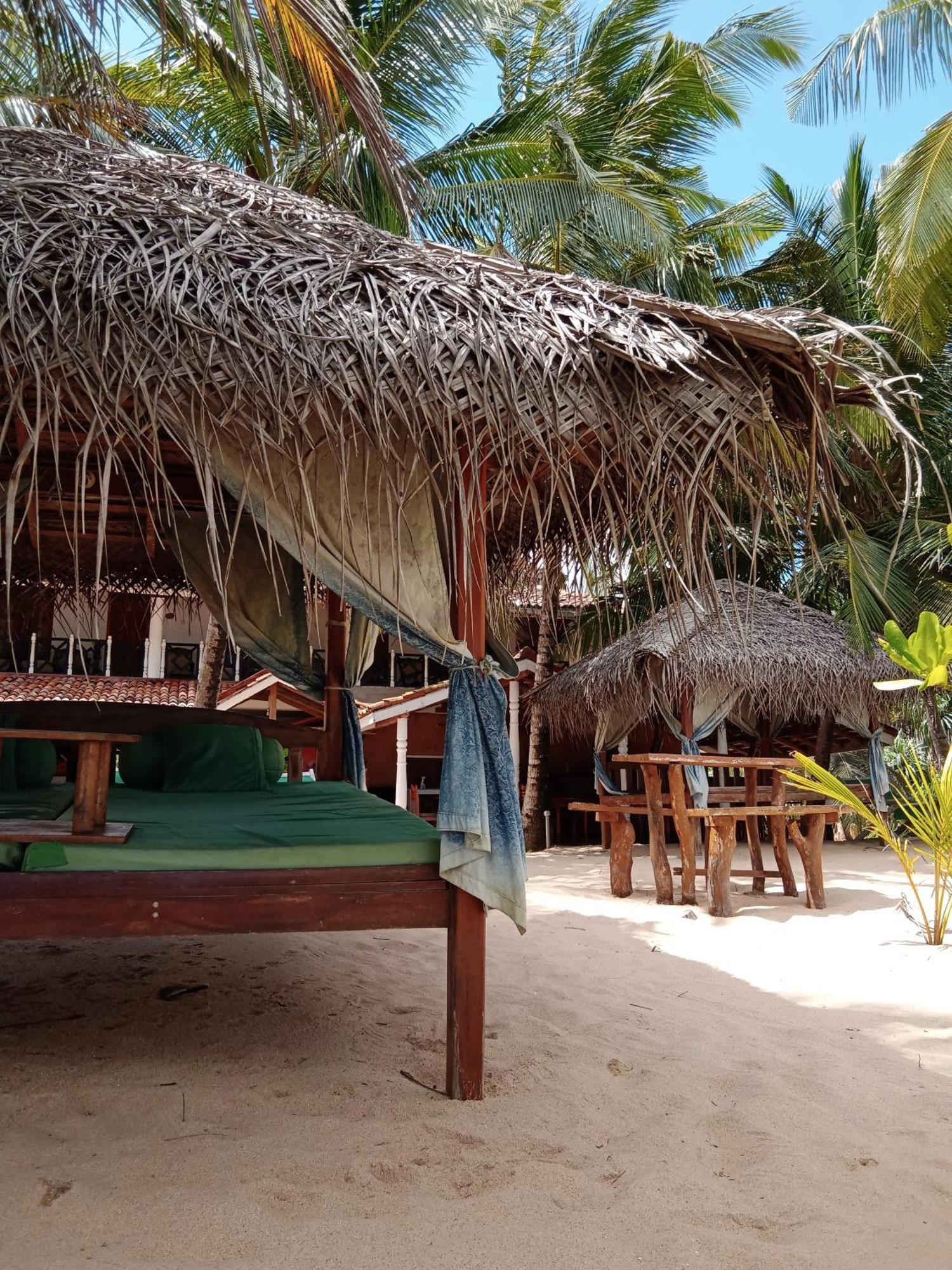 Ibisbird Beach Bungalows, Sport, Spa And Restaurant Тангалла Экстерьер фото